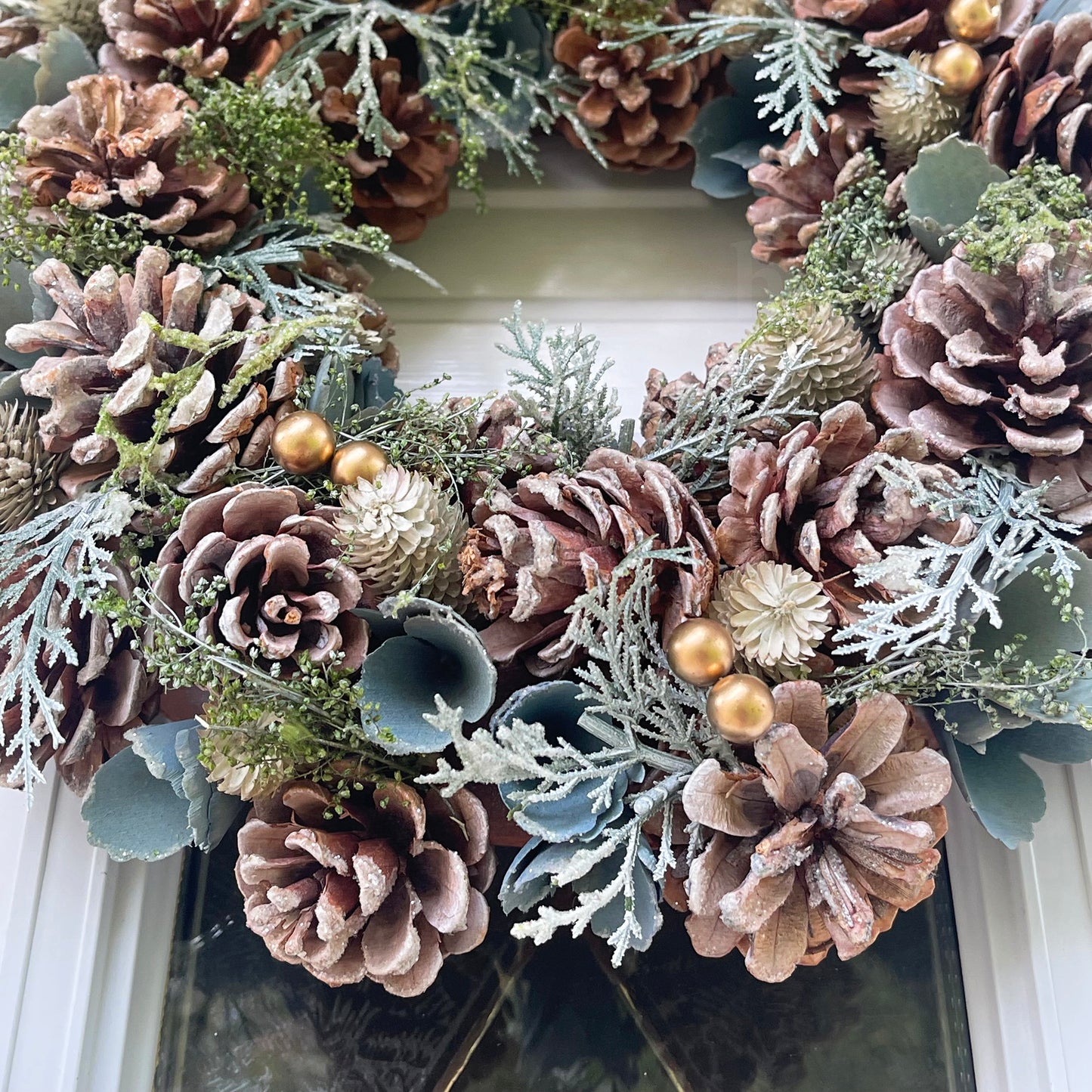 Pinecone Christmas Wreath 35cm