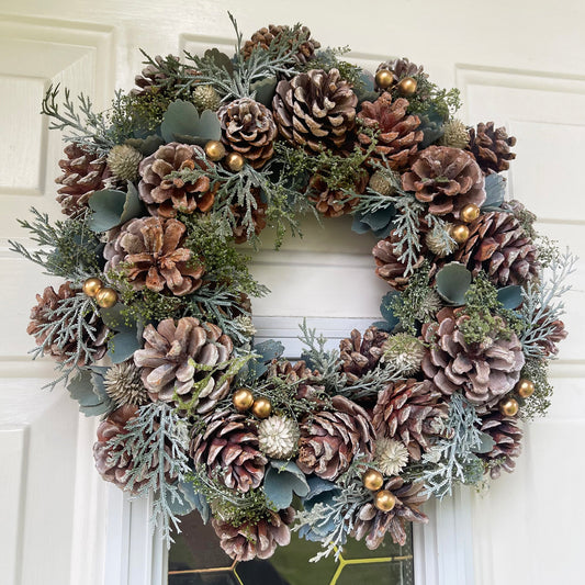 Pinecone Christmas Wreath 35cm