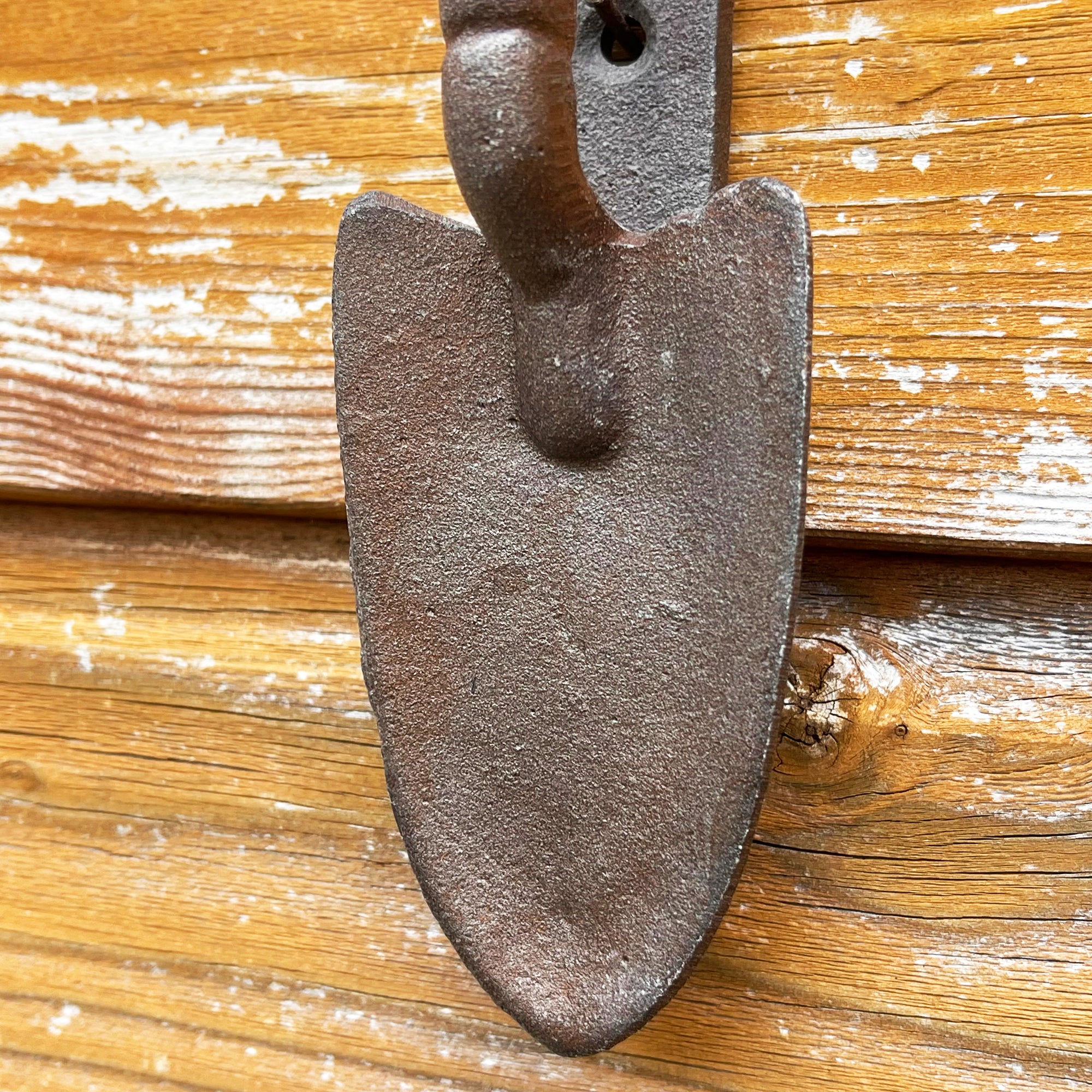 Türklopfer aus Gusseisen mit Kelle