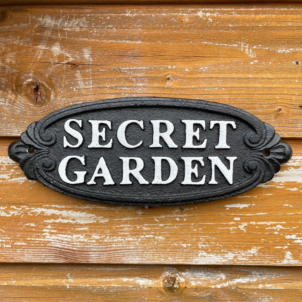 Geheimes Gartenschild aus Gusseisen