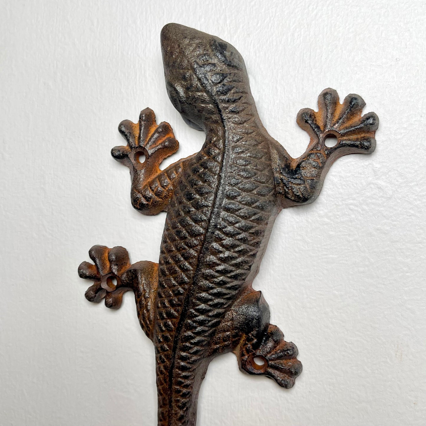 Cast Iron Gecko Single Hook