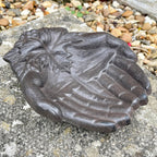Vogelhäuschen „Hand of Hope“ aus Gusseisen