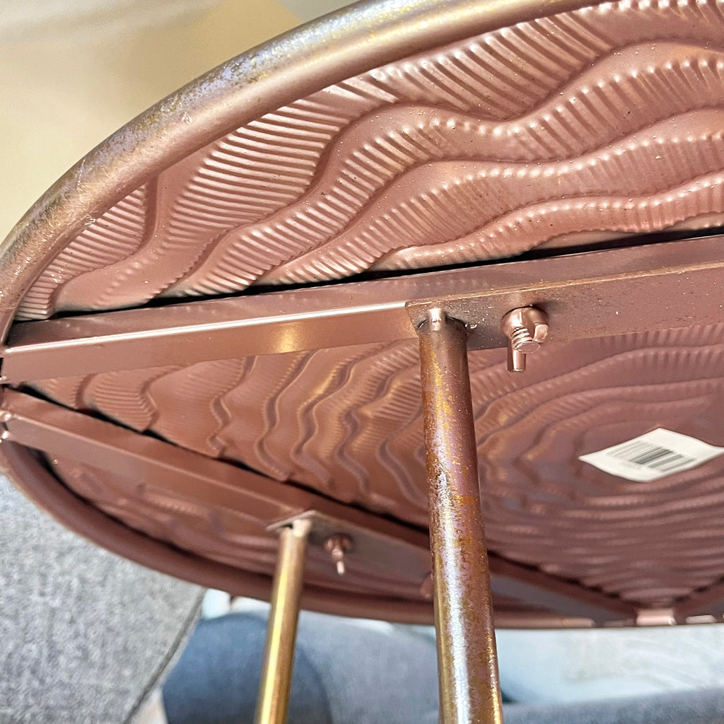 Goldener Wave-Beistelltisch