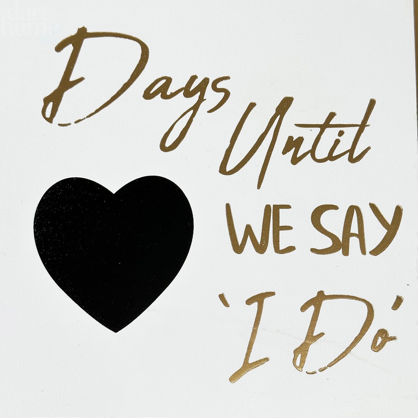 Countdown-Plakette für den Hochzeitstag mit goldenem Schriftzug