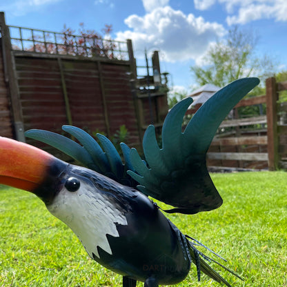 Terry, der Tukan, Gartendekoration