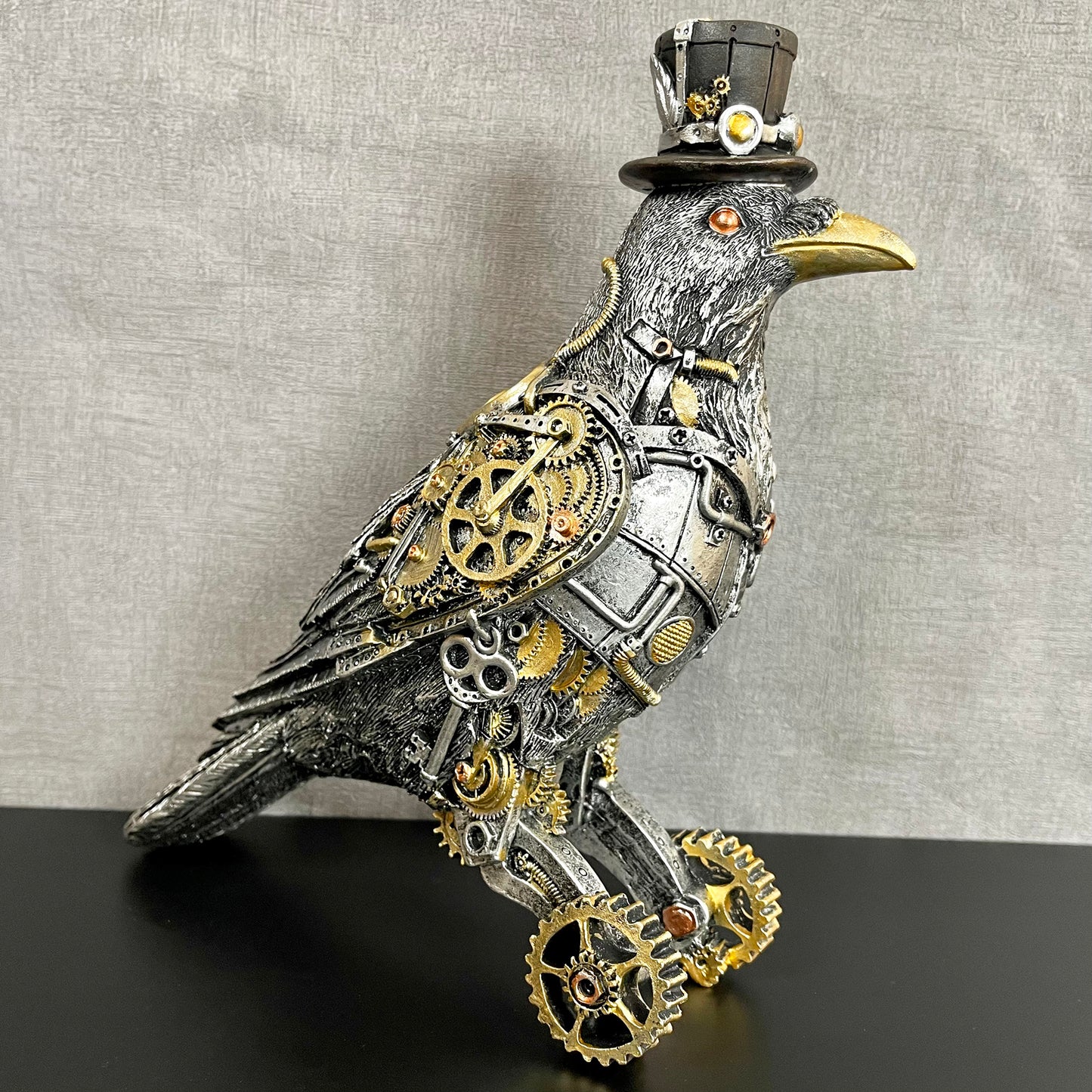 Silbernes Steampunk-Krähenornament