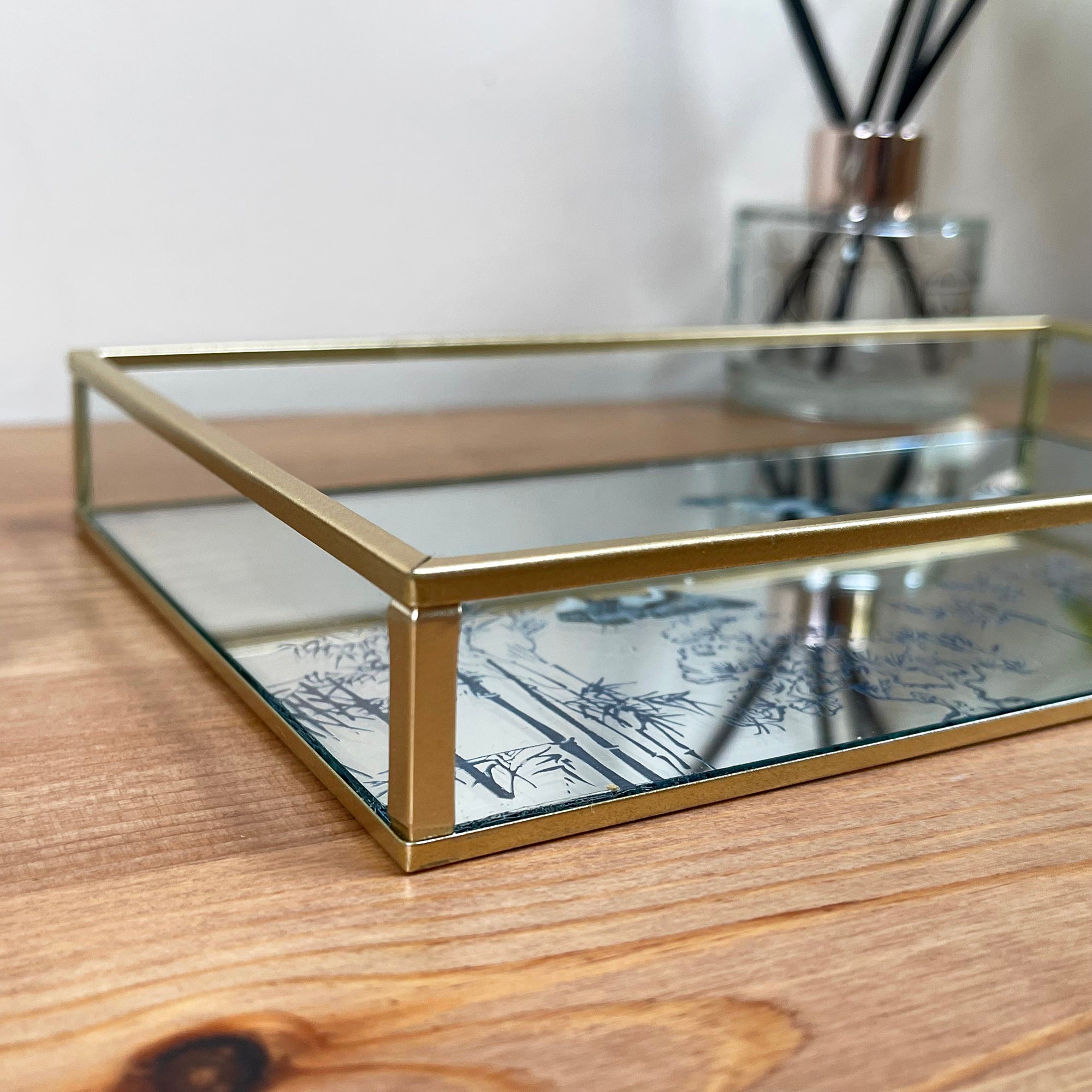Oriental Heron Glass Gold Mirror Tray