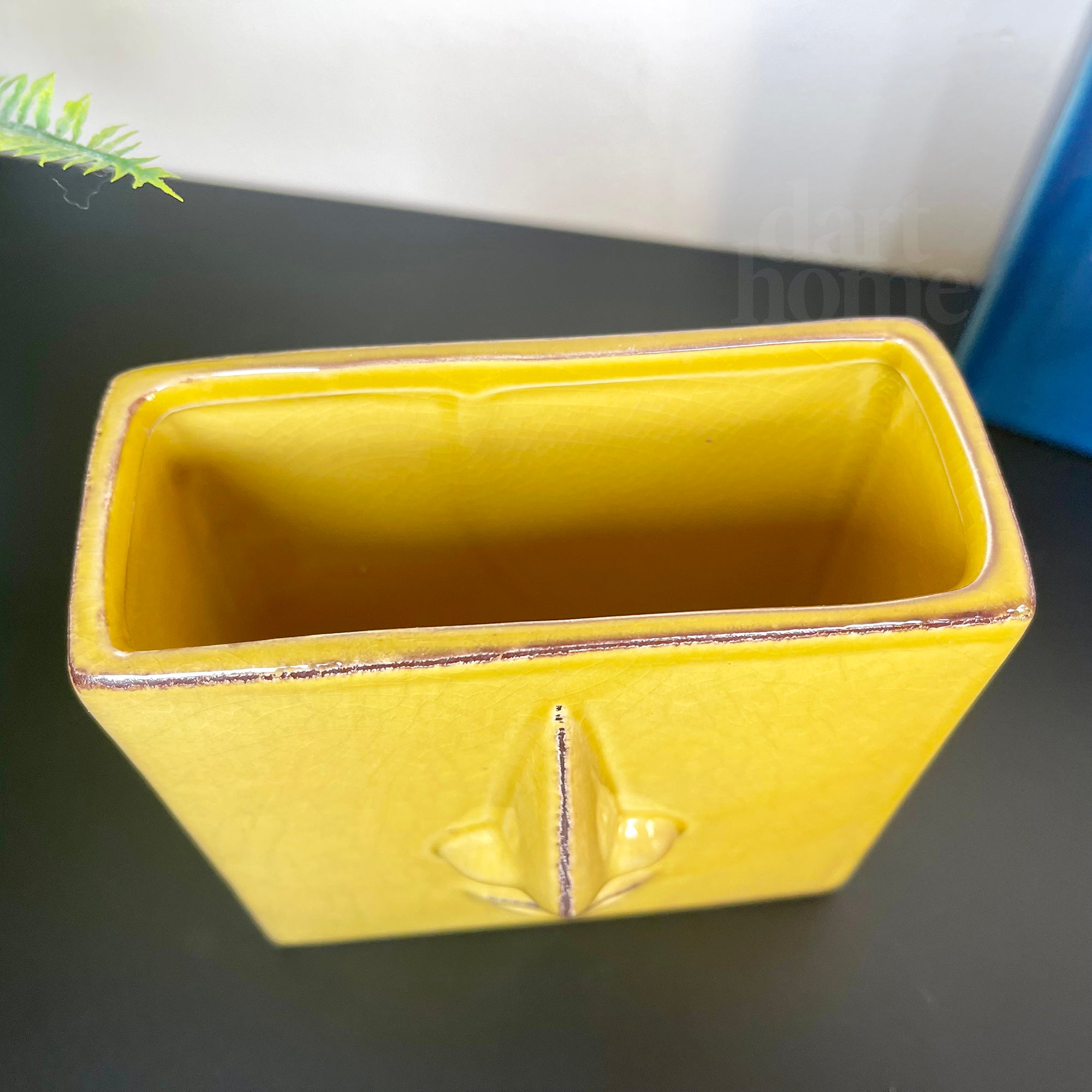 Mustard Yellow Crackle Abstract Face Vase