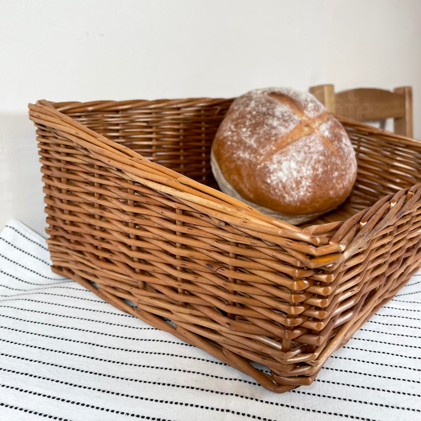Light Steamed Wicker Bread Display Basket