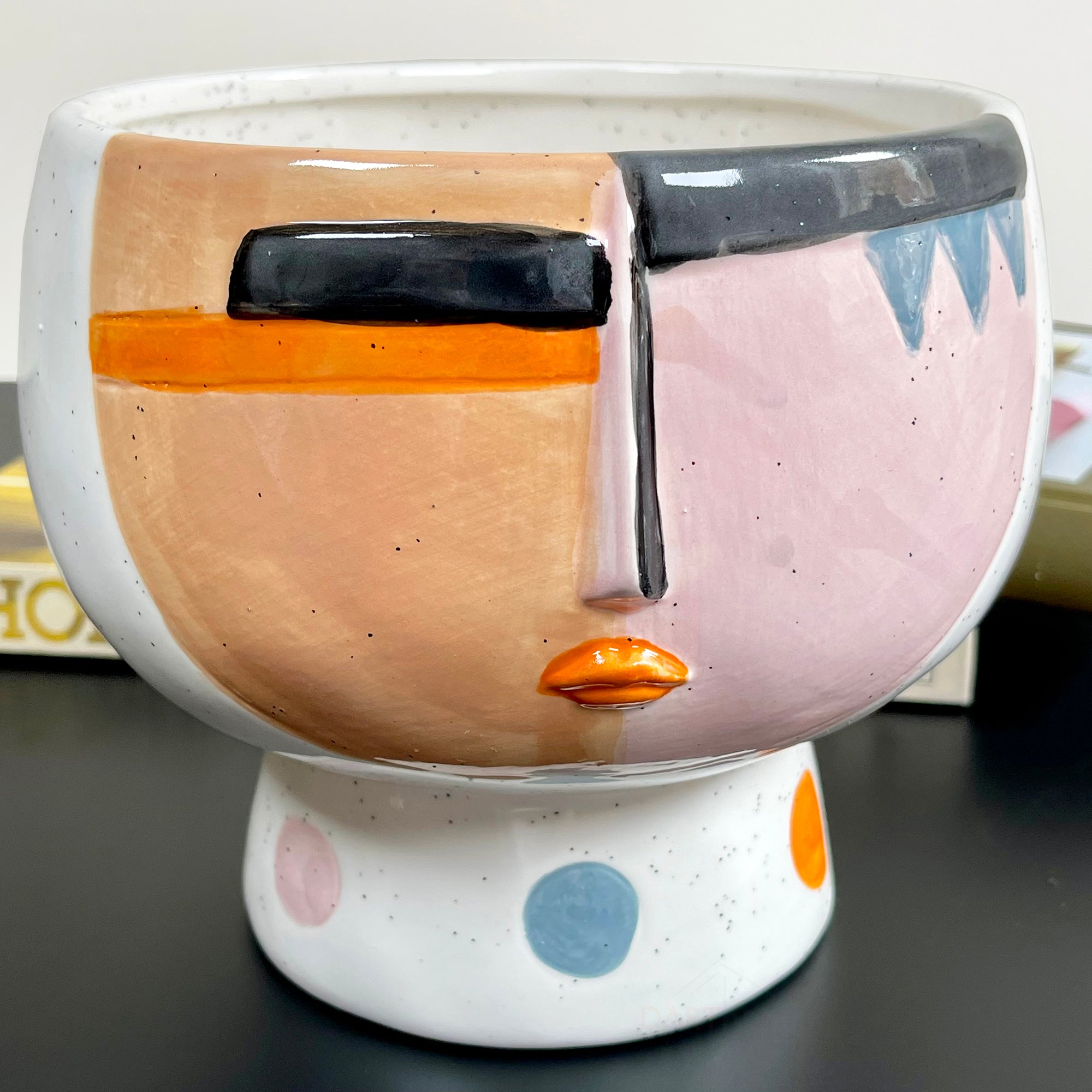 Abstract Face Vase