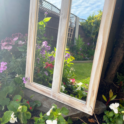 Gewölbter Solar-Gartenspiegel mit Hintergrundbeleuchtung – Holzrahmen