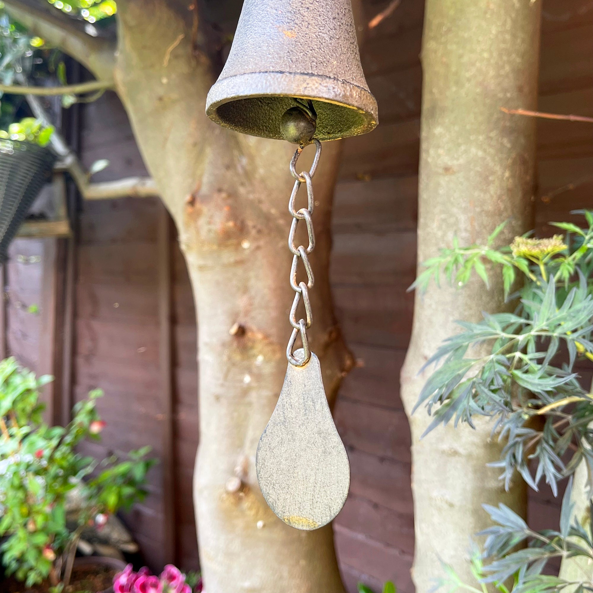 Cast Iron Robin Wind Chime