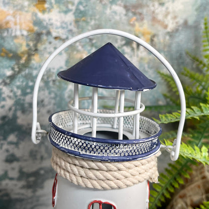 Leuchtturm-Teelichthalter aus Metall