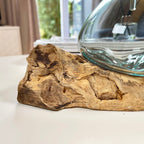 Dekanter aus geschmolzenem Glas mit Wurzelständer aus Teakholz