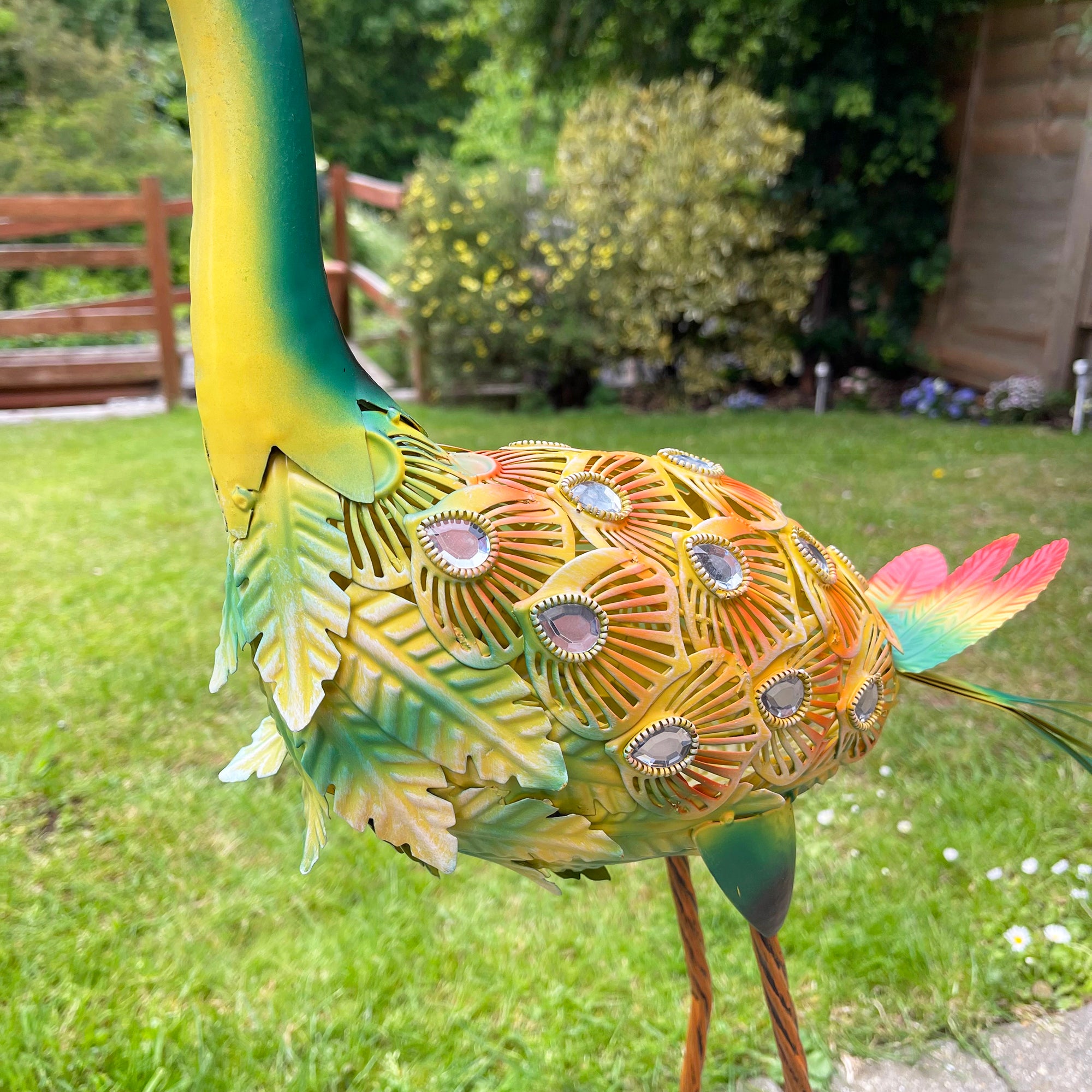 Grüner Pfauen-Ornament für den Garten, groß