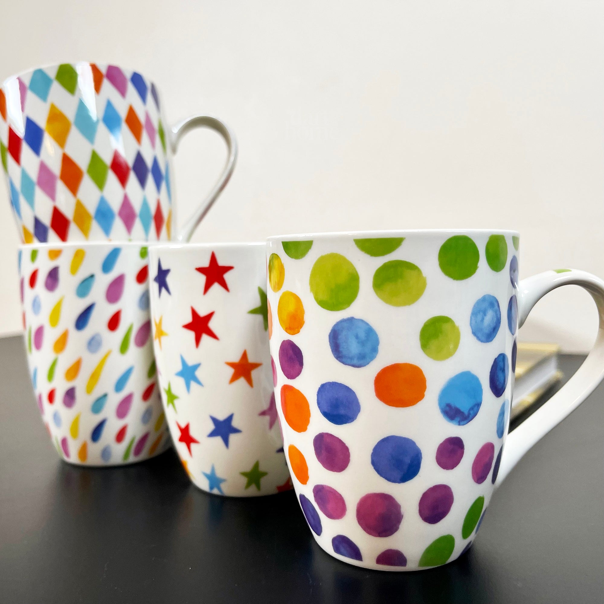 Ceramic Set Of 4 Bright Spark Mugs 350ml