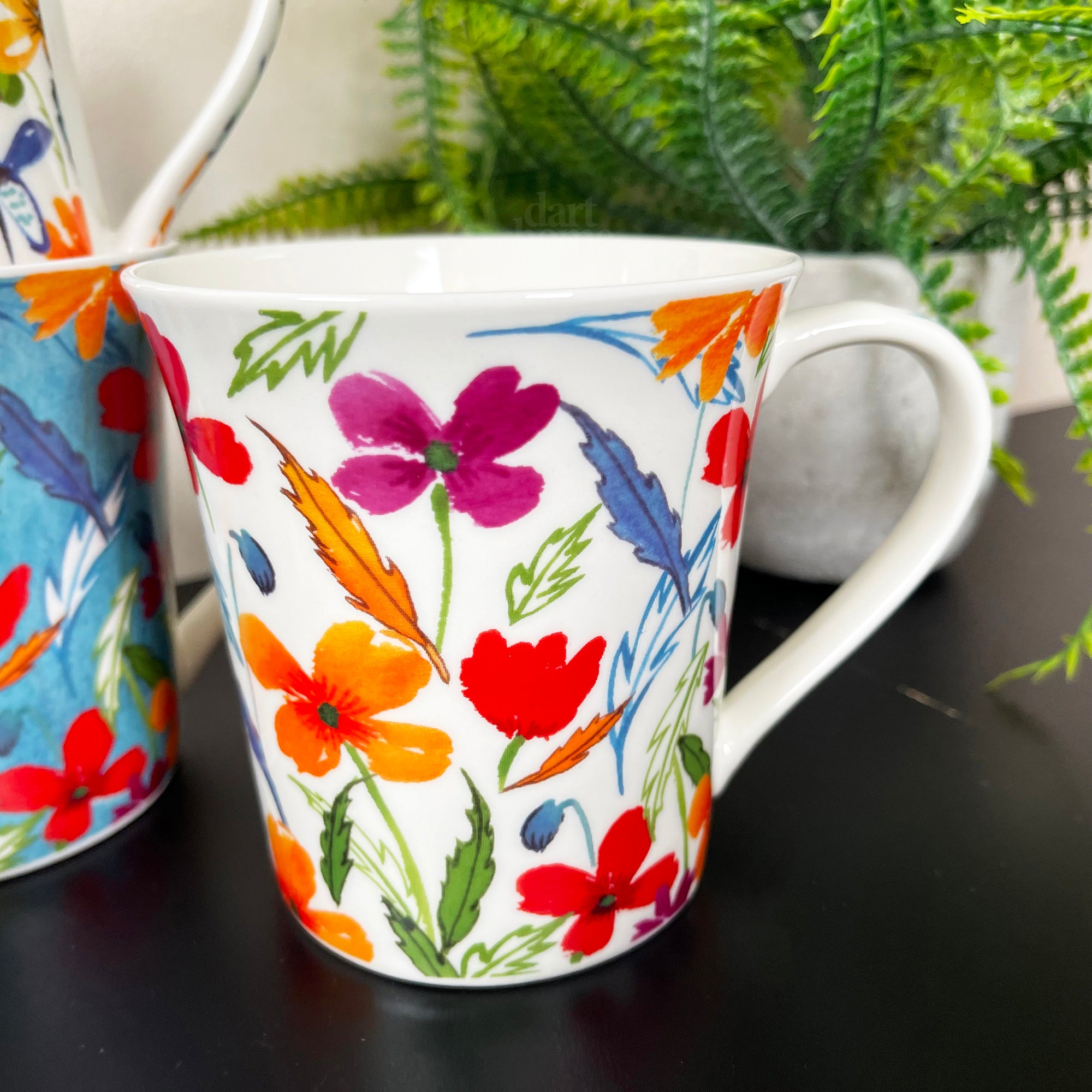 Set Of 4 Full Floral Bloom Mugs 380ml