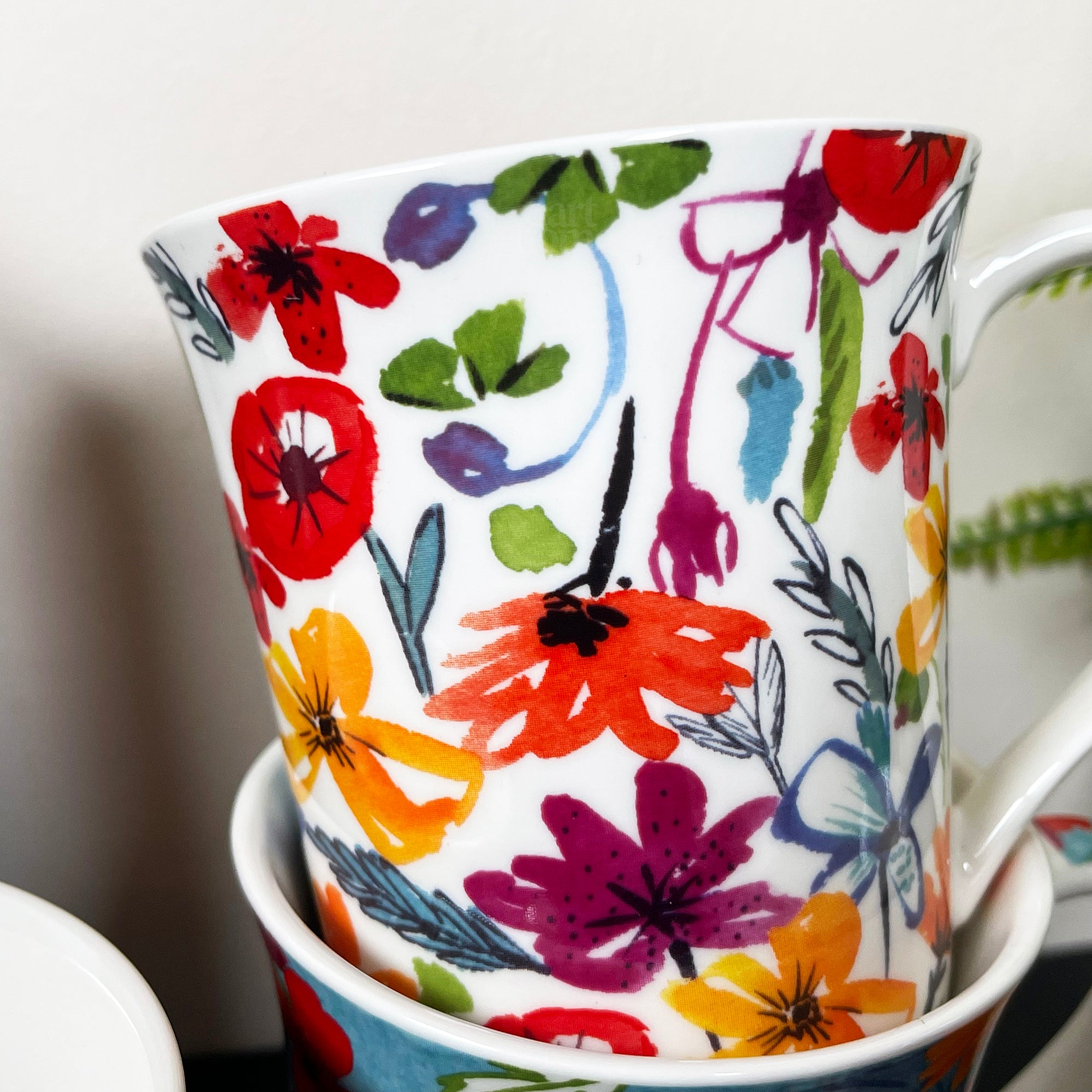 Set Of 4 Full Floral Bloom Mugs 380ml