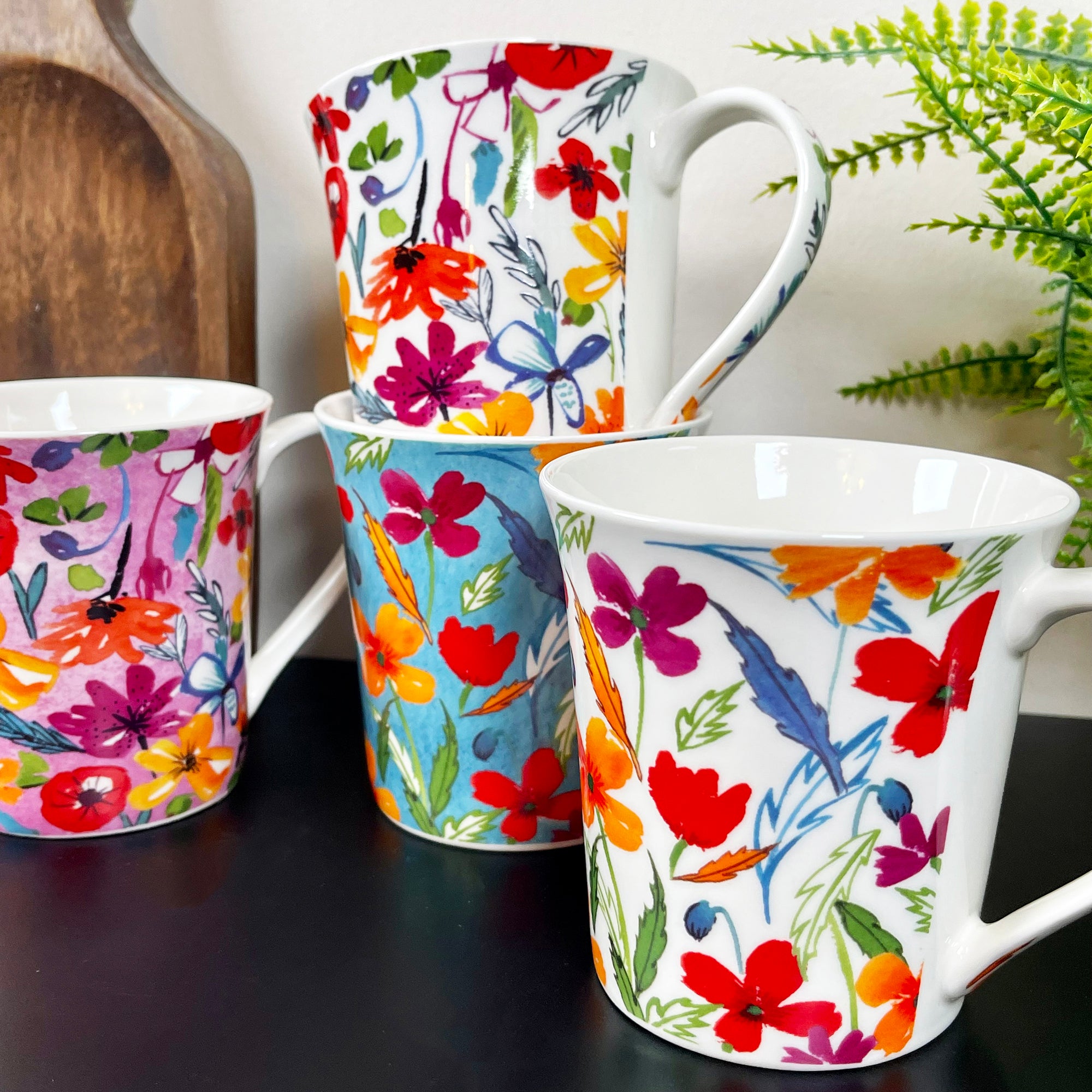 Set Of 4 Full Floral Bloom Mugs 380ml