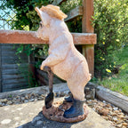 Schwein mit Spaten Gartenskulptur