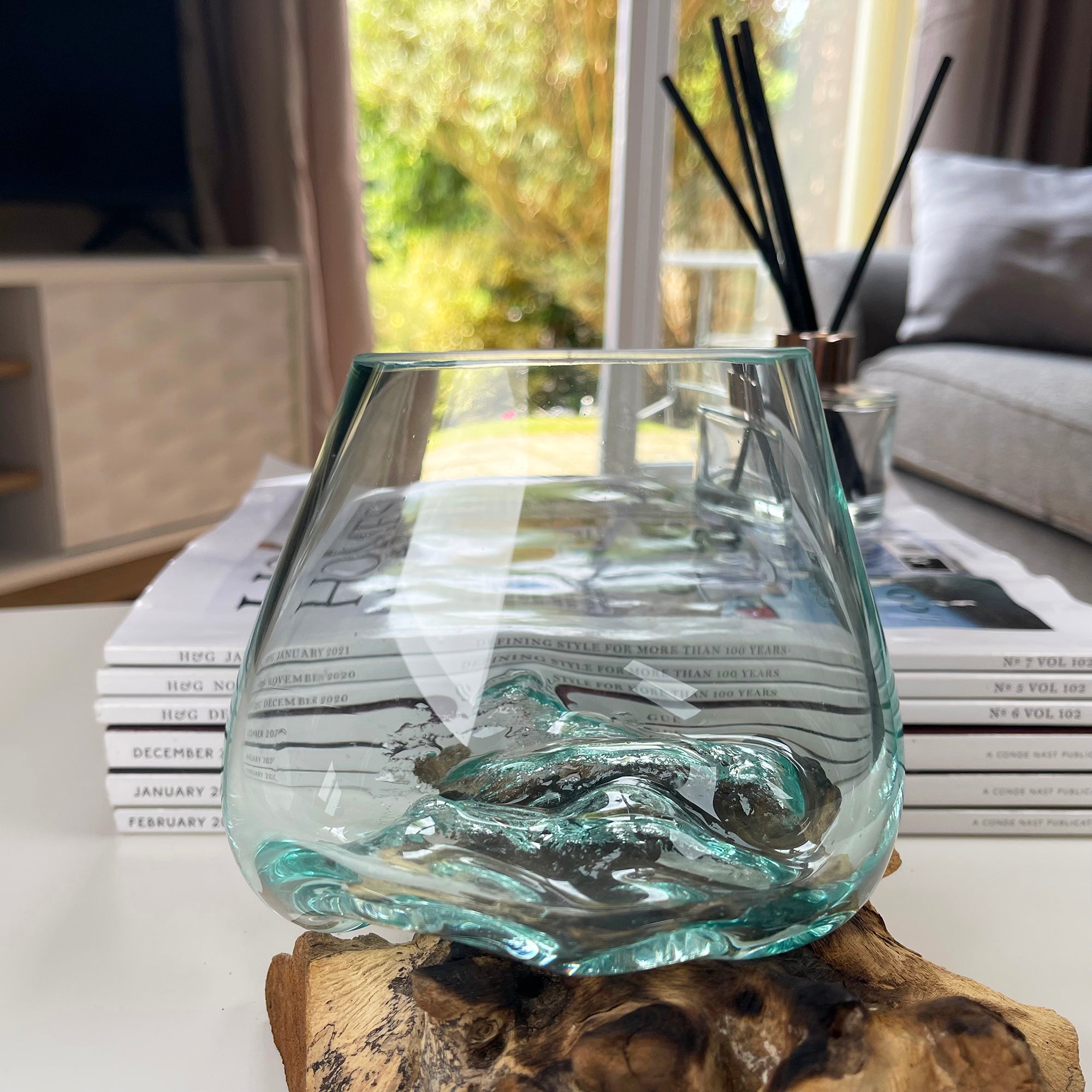 12cm Molten Glass Bowl With Teak Root Stand