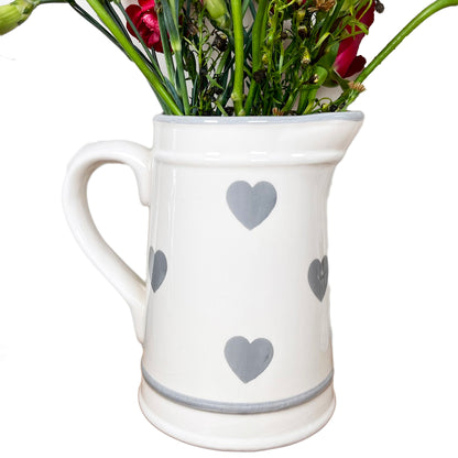 Verblasste graue Love Heart Krugvase