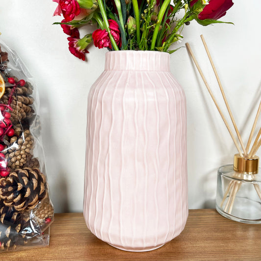 Gestreifte pastellrosa Vase