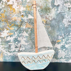 Yacht-Ornament aus Holz