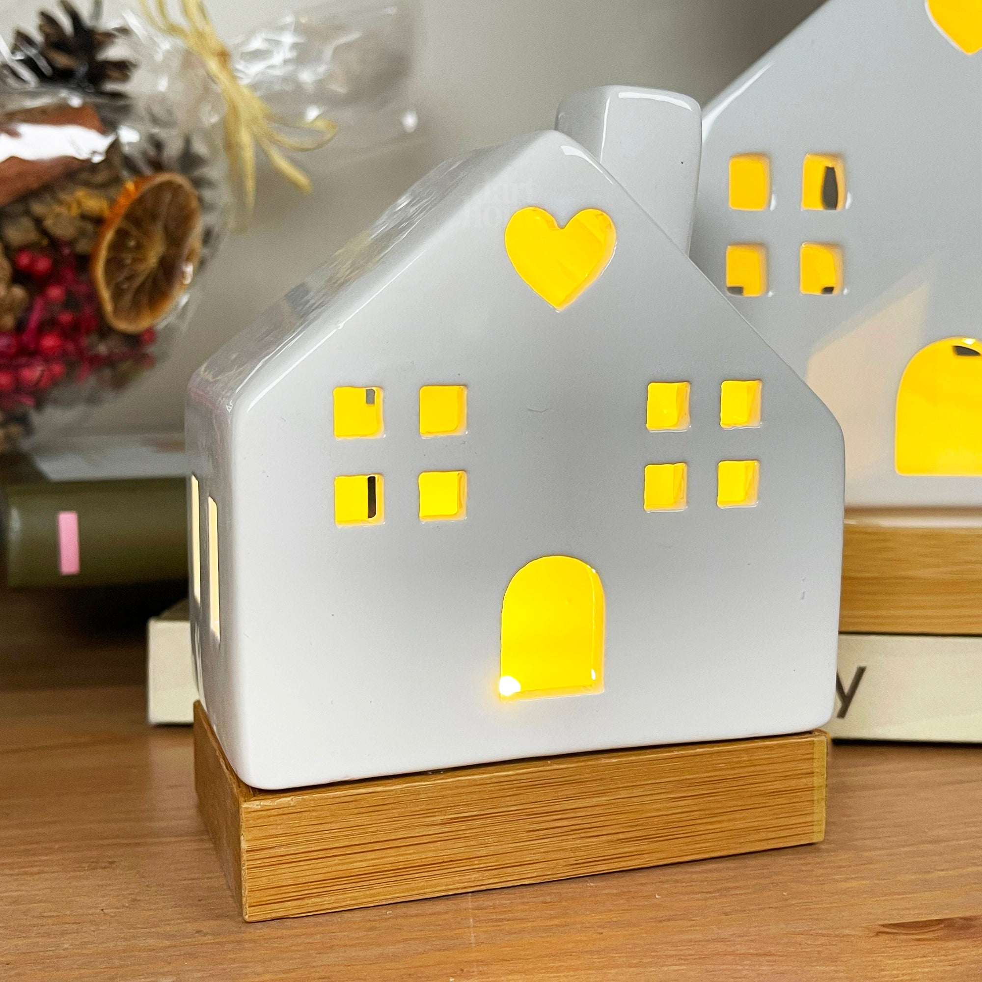 Light Up Ceramic House Ornaments With Wood Base