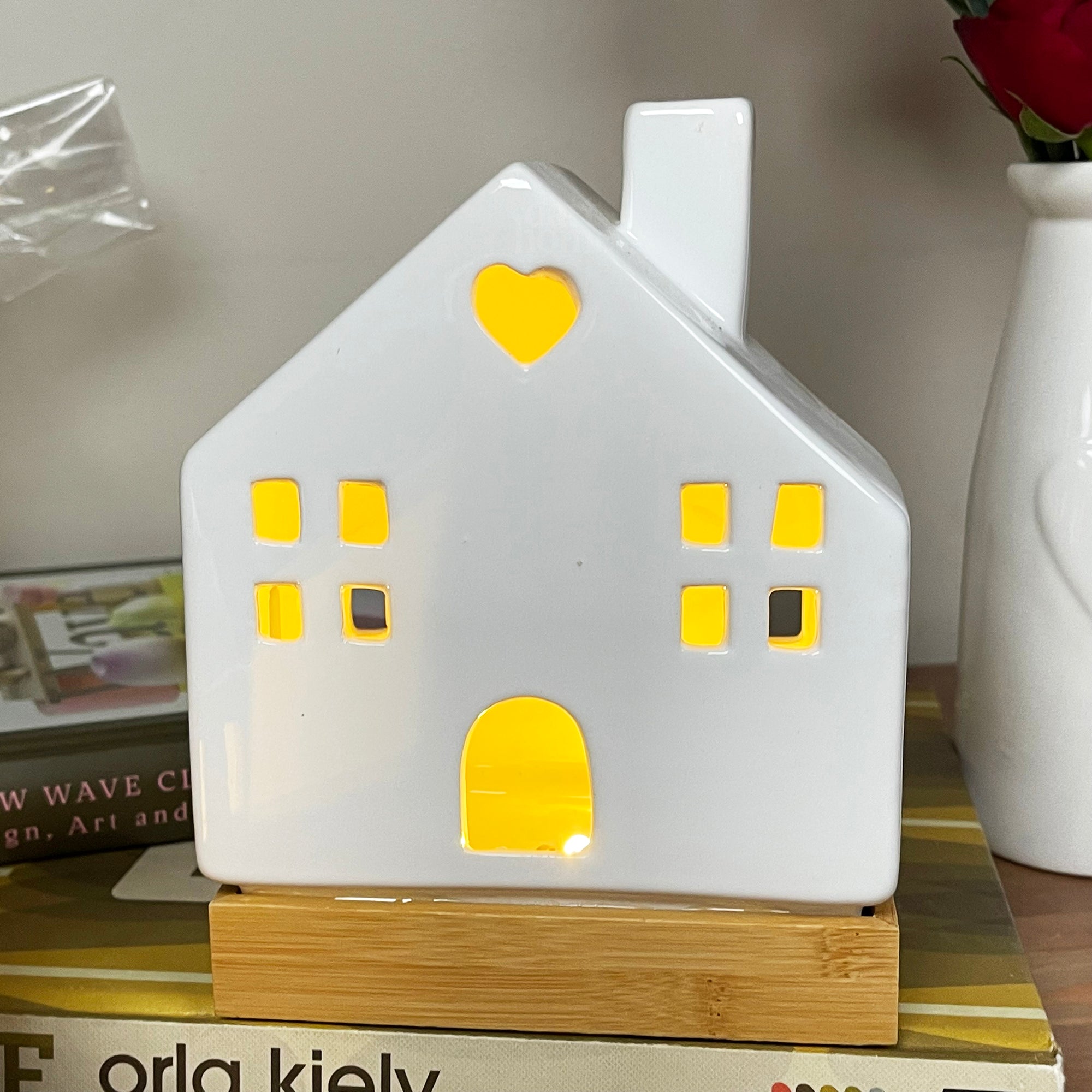 Light Up Ceramic House Ornaments With Wood Base