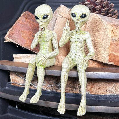 Set mit 2 Alien-Regaldekorationen