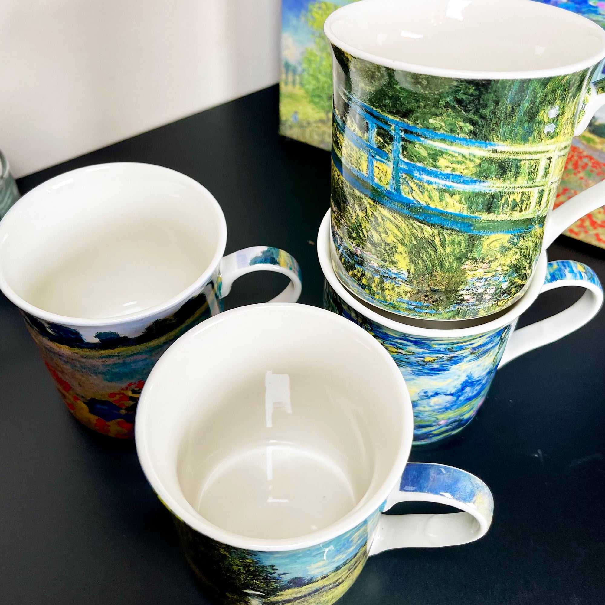Set Of 4 Fine China Claude Monet Mugs