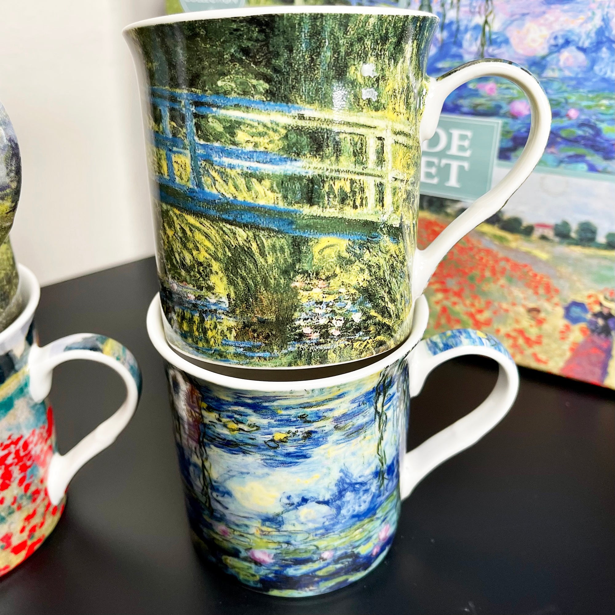 Set Of 4 Fine China Claude Monet Mugs