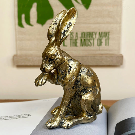 13 cm großes Kaninchen-Ornament mit leckender Pfote
