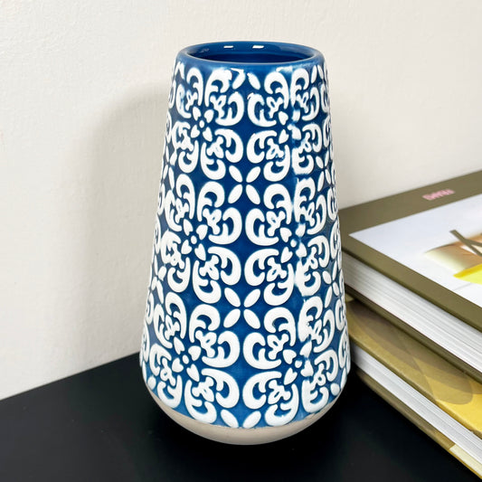 Blau geprägte ovale Serenity Vase