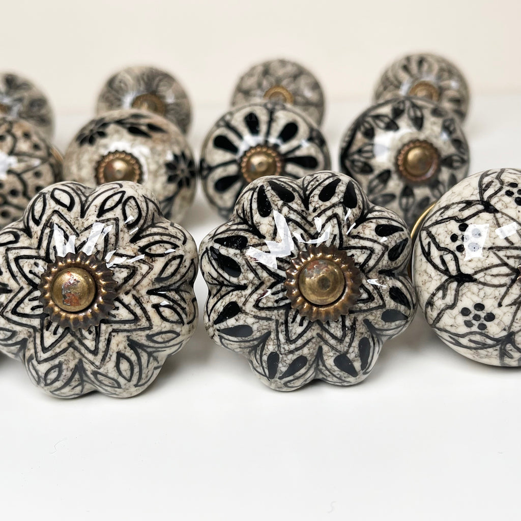Set Of 12 Black & White Ceramic Door Knobs