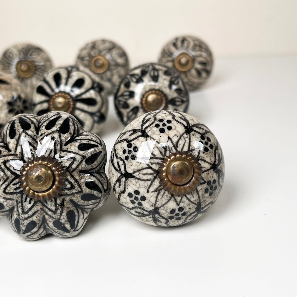 Set Of 12 Black & White Ceramic Door Knobs