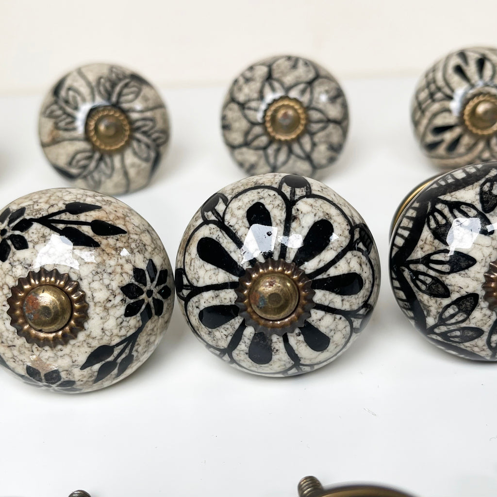 Set Of 12 Black & White Ceramic Door Knobs