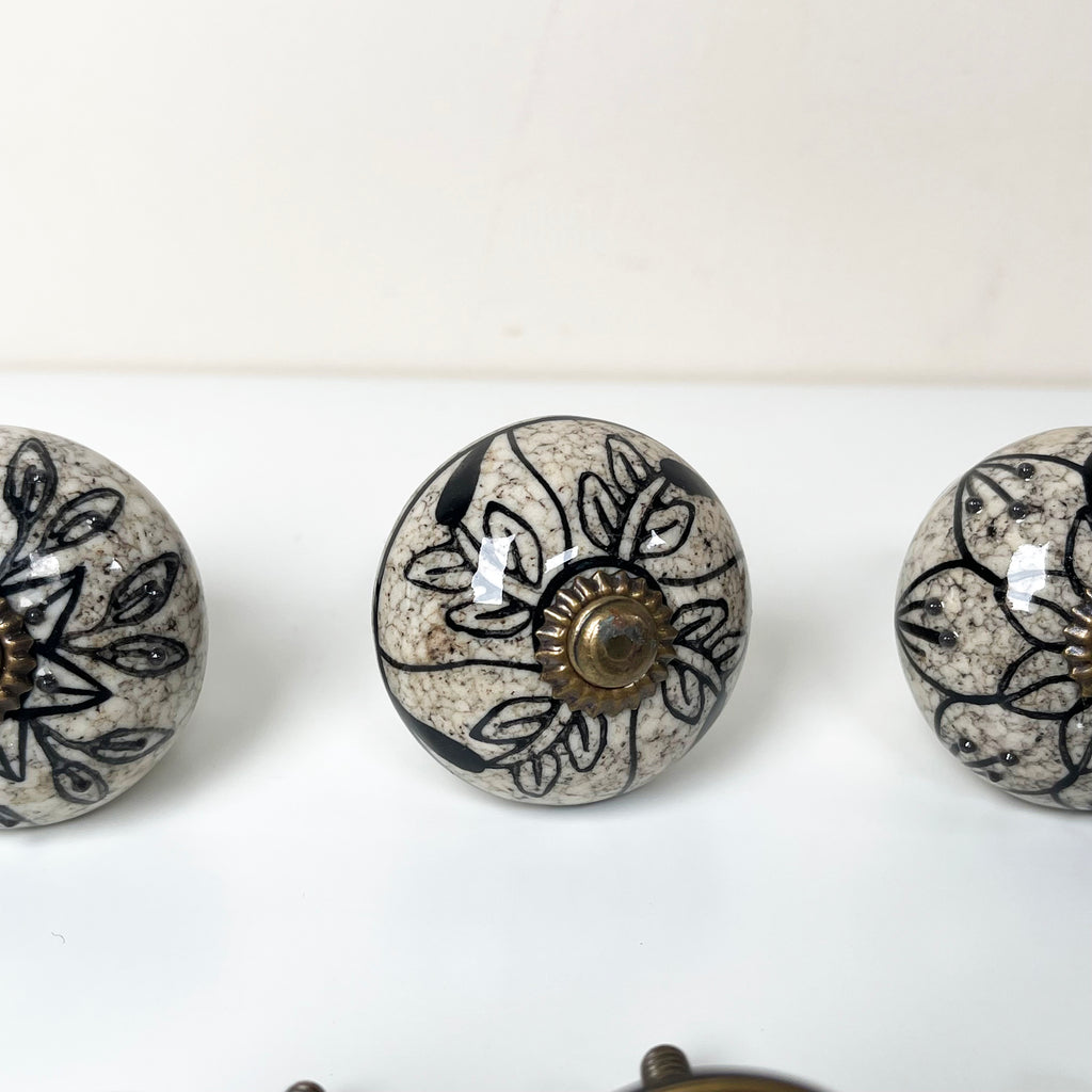 Set Of 12 Black & White Ceramic Door Knobs