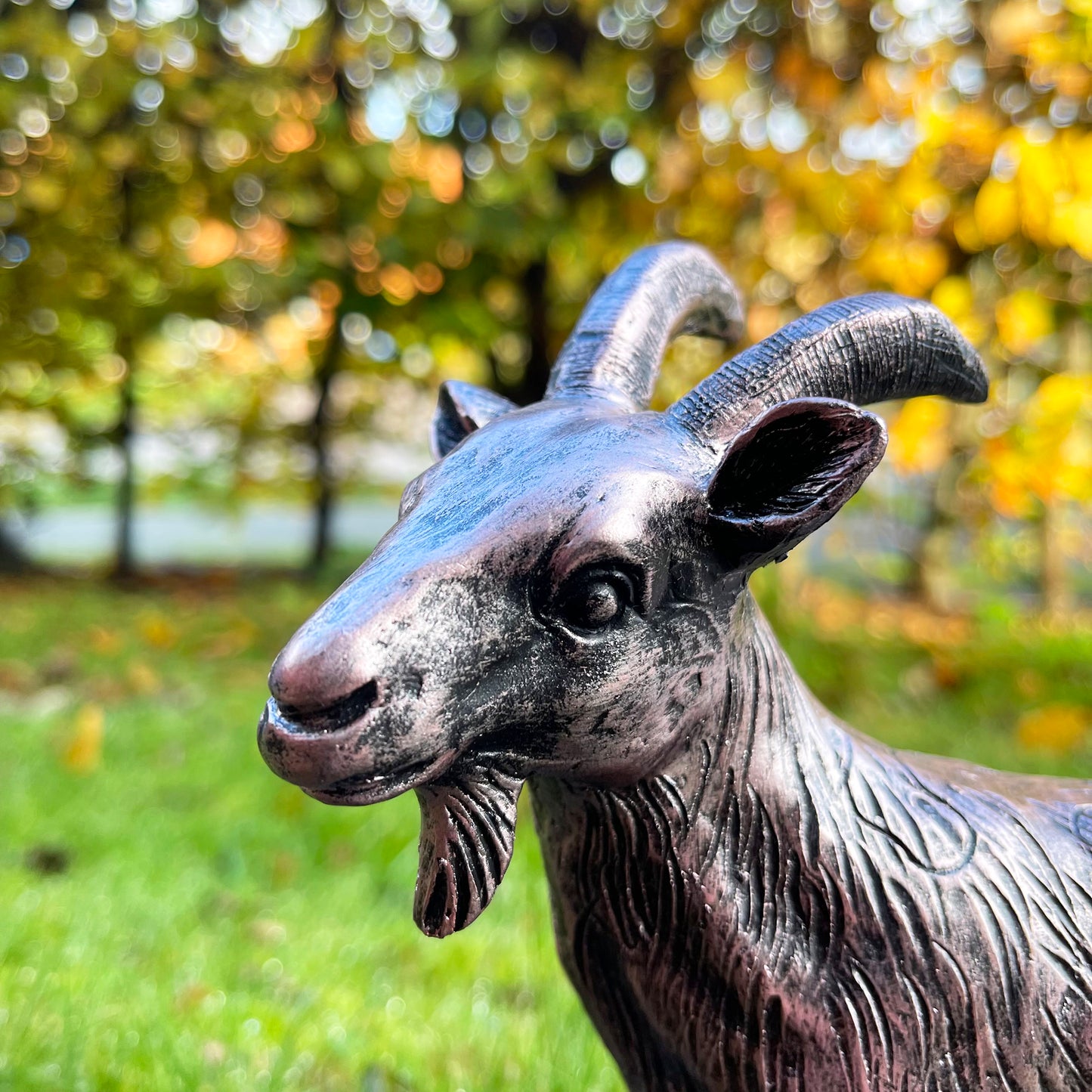 Bronze Resin Goat Garden Decoration