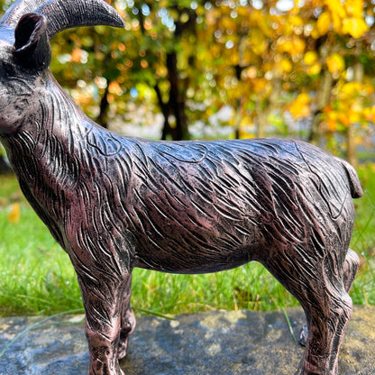 Bronze Resin Goat Garden Decoration