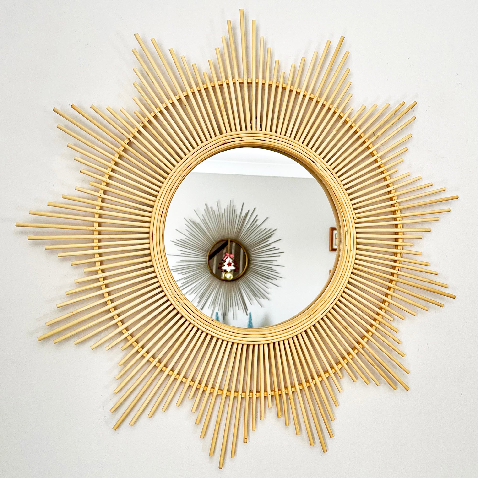 60 cm großer Sunburst-Wandspiegel aus Bambus