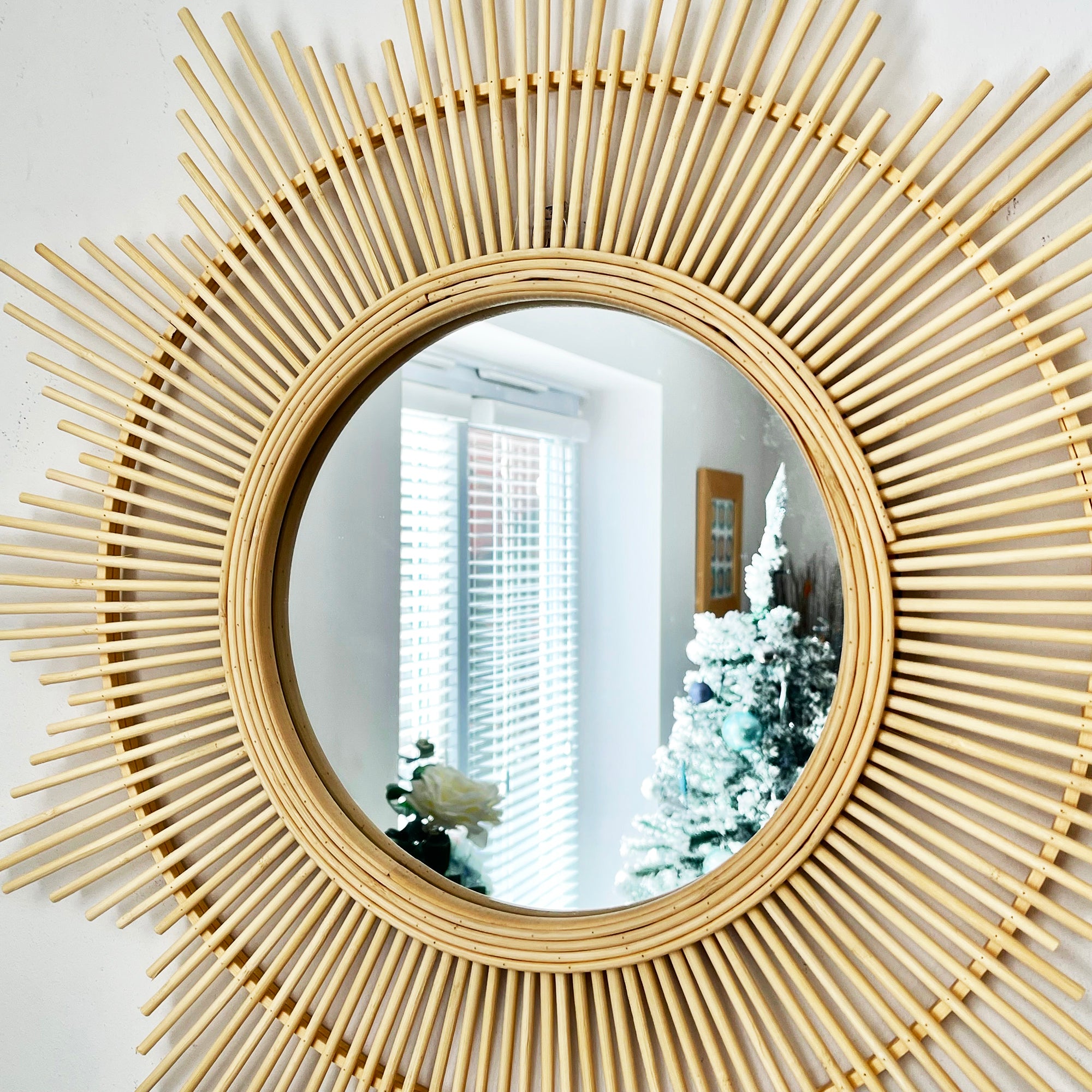 60 cm großer Sunburst-Wandspiegel aus Bambus