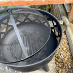 61 cm tiefe Feuerstelle aus Stahl mit Deckel