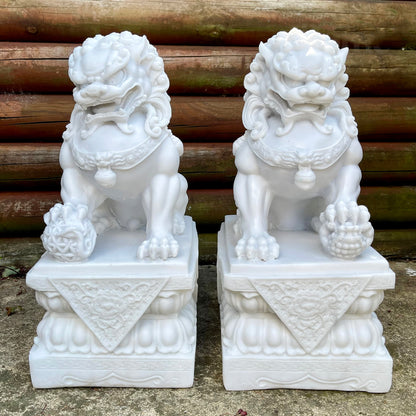 2-teiliges Tempel-Hundestatuen-Set aus Marmor