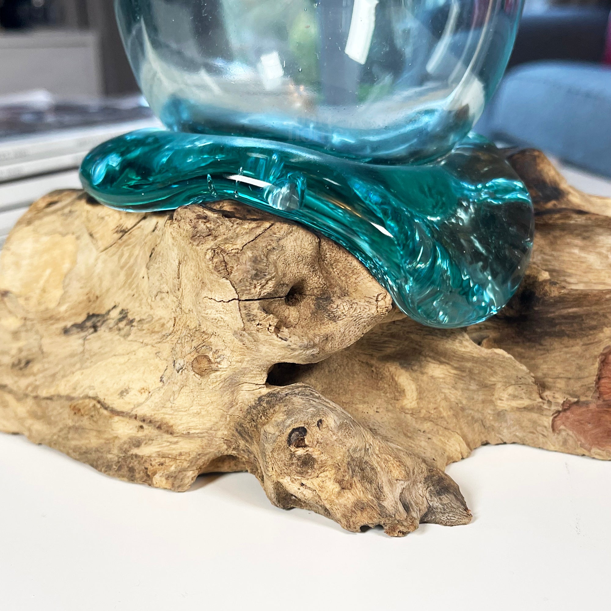 33cm Molten Glass Vase On Driftwood Stand