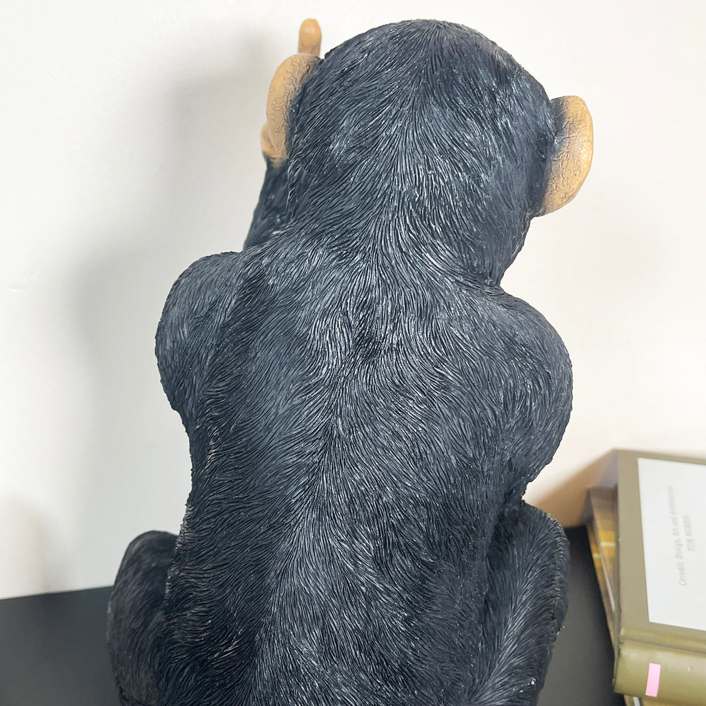 Black Up Yours Monkey Ornament 21x30x20cm
