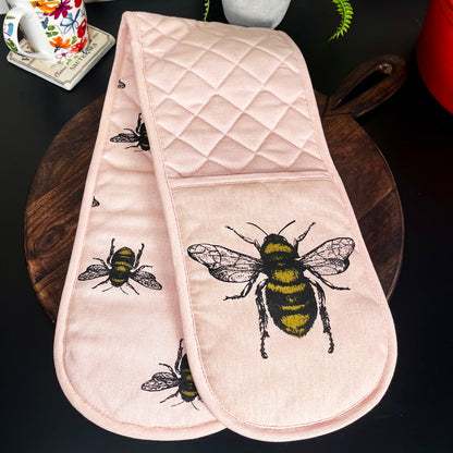 4pc Pink Bees Gauntlet Glove & Tea Towel Kitchen Set