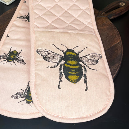 4pc Pink Bees Gauntlet Glove & Tea Towel Kitchen Set