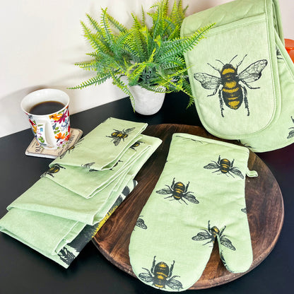 4-teiliges Küchenset mit grünen Bienen, Handschuh, Handschuh und Geschirrtuch